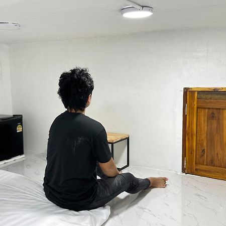 Megun Capsule 150 Cm Appartement Bangkok Buitenkant foto