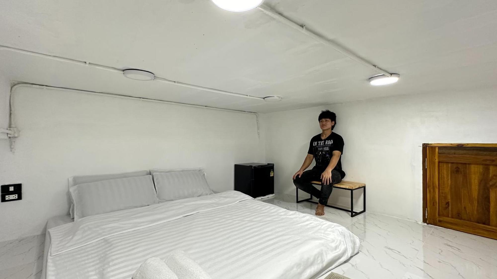 Megun Capsule 150 Cm Appartement Bangkok Buitenkant foto